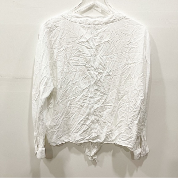 BeachLunchLounge Knotted Hem Top White Button Front Dolman Sleeve White Chic M - Picture 4 of 12